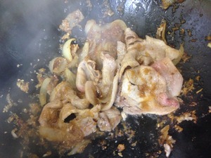 豚の生姜焼きの調理、その６