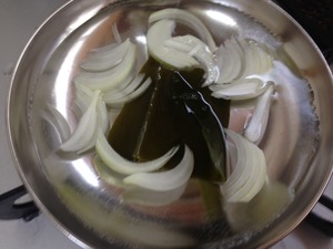 親子丼の調理、その２