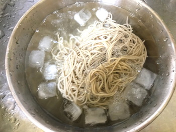 乾麺のそばのゆで方、その5
