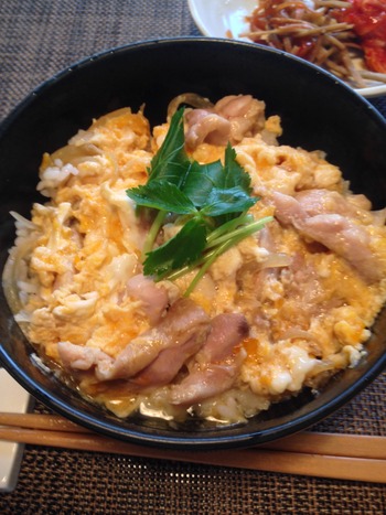 親子丼の完成、試食