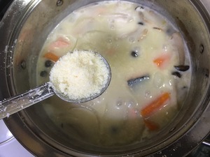 鮭としめじのクリームシチューのレシピ、その9