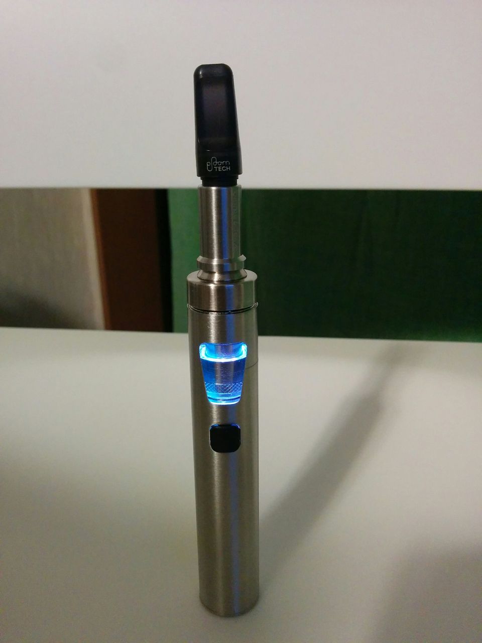 プルームテック用にvape Joytech Ego Aio購入編 おっさんの独り言 煙が目に沁みる