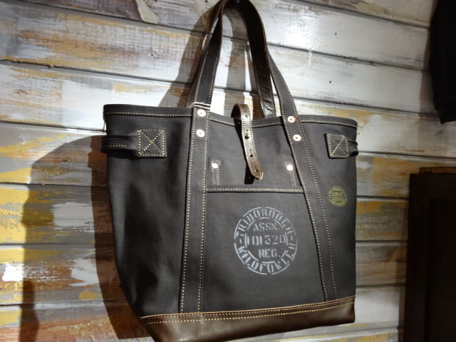 【新品未使用】コリンボ　トートバッグ　”GAME CARRY TOTE” 新作 COLIMBO ”GAME CARRY TOTE”（M） 2色 : OLD STAND UP