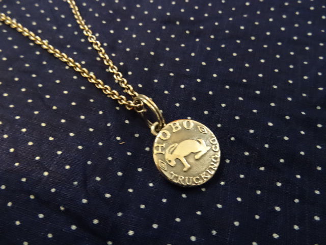 New！ FREEWHEELERS ”HOBO＆THE TRUCKING Co.”BUTTON PENDANT TOP