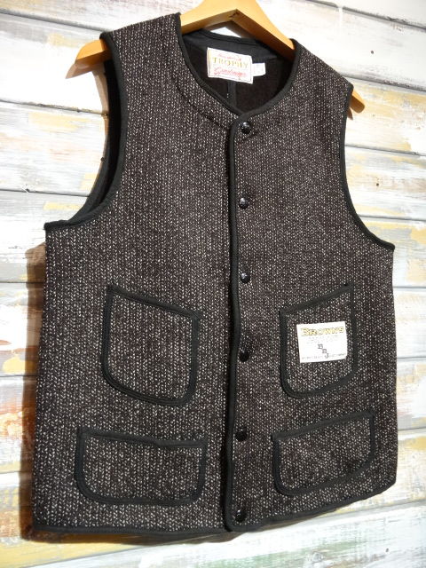 New! TROPHY CLOTHING ”BROWN BROWNS VEST” (BROWN) : OLD New! TROPHY CLOTHING ”BROWN BROWNS VEST” (BROWN) : OLD