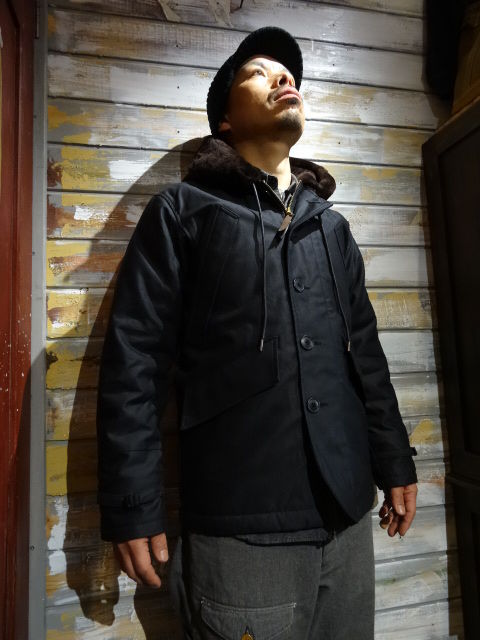 トロフィークロージングB-11 トロフィークロージングB-11