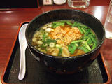 万博刀削麺