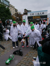 ���褤�襴����