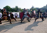 結成当初の甲冑ダンスを再現