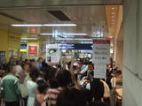 盛況な販売スペース