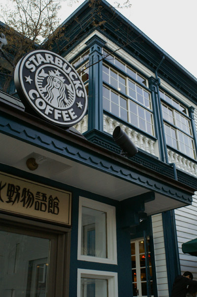 ���͡������