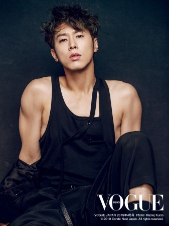 VOGUE JAPAN 2019年4月号 Photo:Maciej Kucia (C) 2019 Conde Nast Japan. All rights reserved.