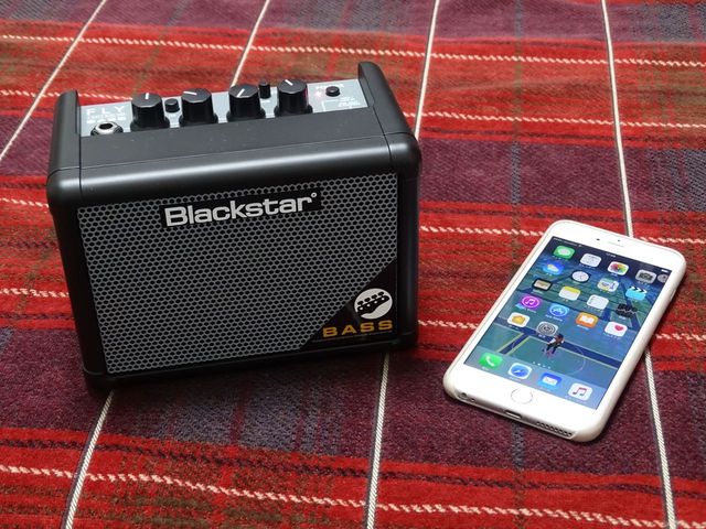 携帯用ベースアンプを買ってみた Oh 楽しんセサイザー