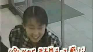 【動画】中澤佳子アナ 転んでパンチラ