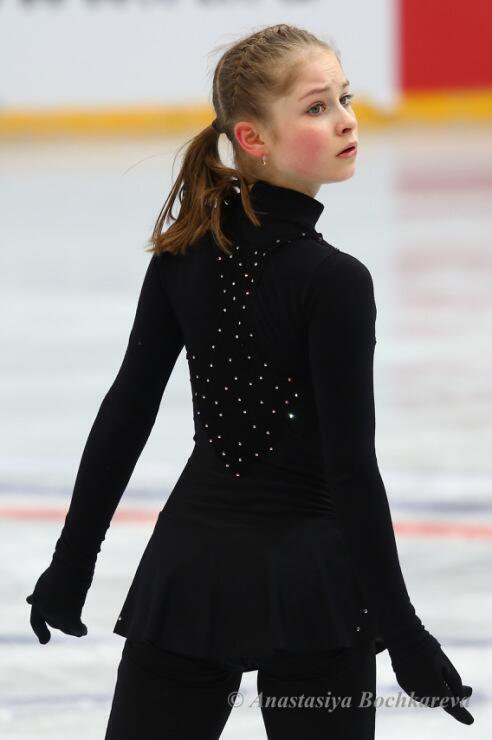 美少女フィギュアスケーター リプニツカヤ が太ったため 妊娠疑惑が浮上 反論の仕方がかっこいい オタ活 女子 美少女フィギュアスケーター リプニツカヤ が太ったため 妊娠疑惑が浮上 反論の仕方がかっこいい オタ活 女子