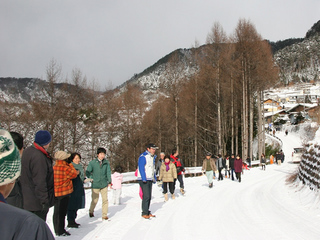 御嶽山見えず