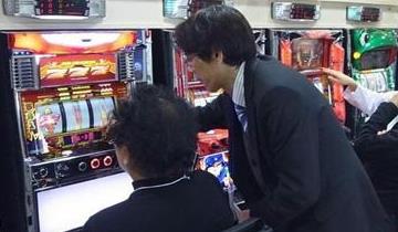 20130408015555