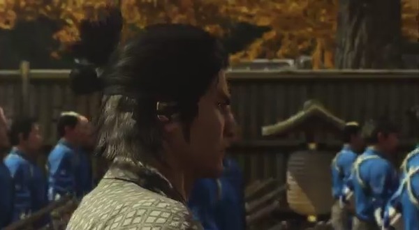 2013y12m03d_184056776