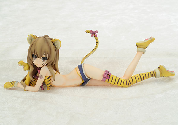 FIG-MOE-2512_01