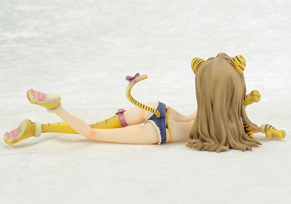 FIG-MOE-2512_03