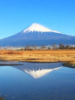 日本の世界遺産　富士山に逆さ富士
