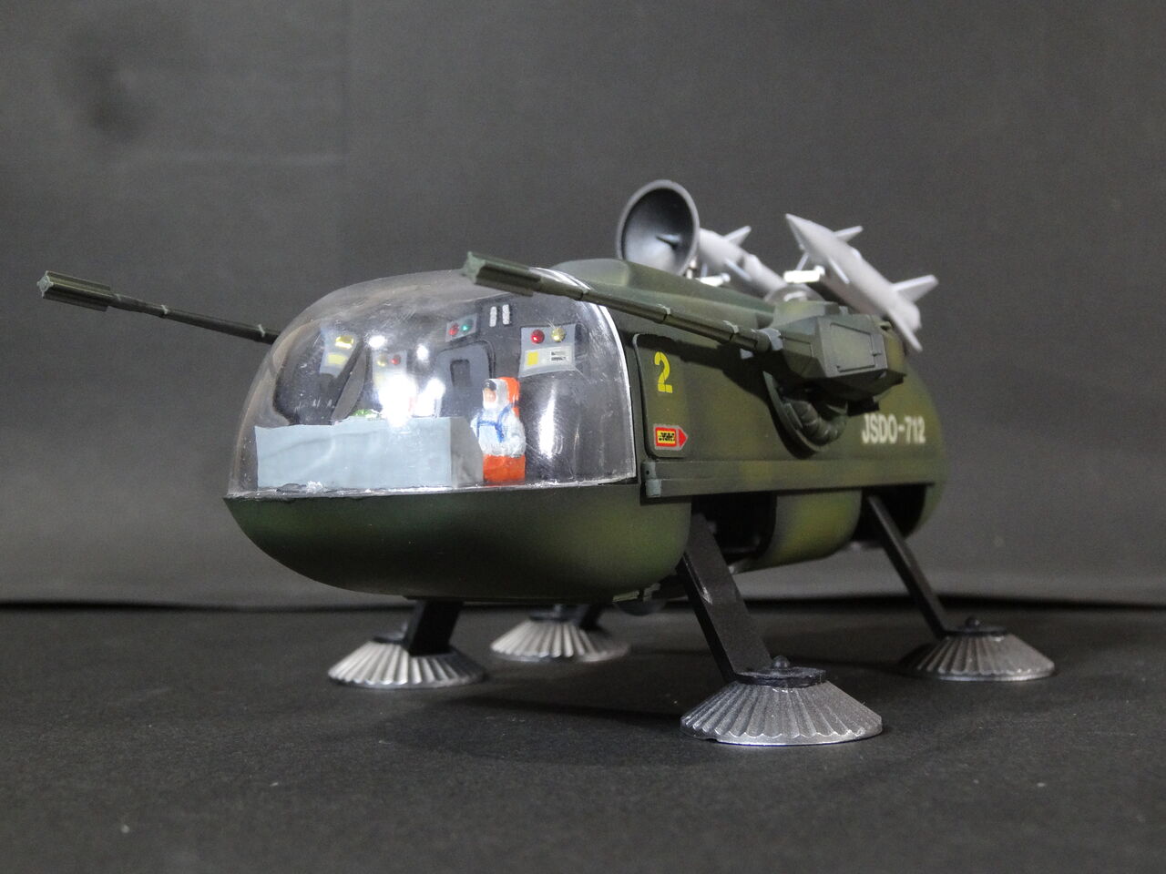 宇宙戦車サターン（日東科学）約1／62モデル製作記 : ミドリ科学