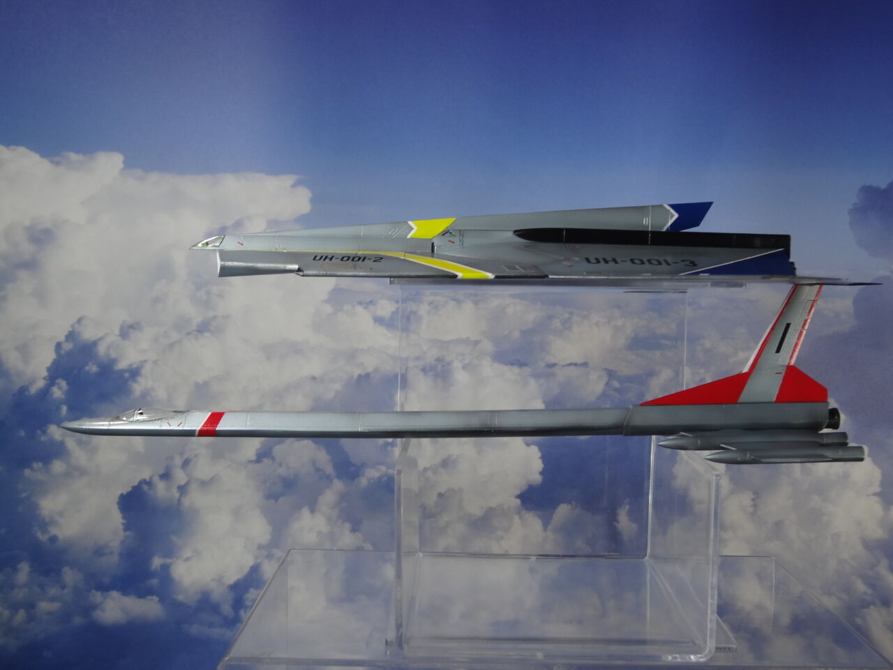 ウルトラセブン　ウルトラホーク1号　1/144 肉筆サイン　完成品 ウルトラセブン ウルトラホーク1号 1/144 肉筆サイン 完成品 価格.com