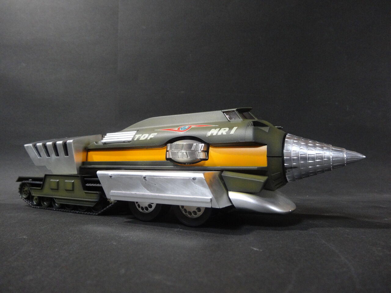 マグマライザー～ウルトラセブン～ 1／72モデル製作記 : ミドリ科学