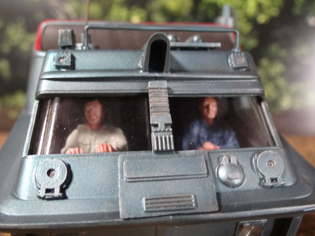 シャドーモービル3号車～謎の円盤UFO～ 1／48モデル製作記 : ミドリ 