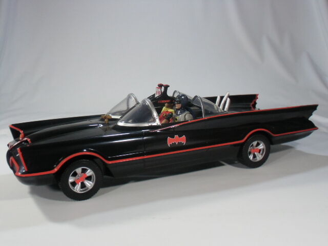 バットモービル1966 1／12モデル彩色済み完成品 : ミドリ科学