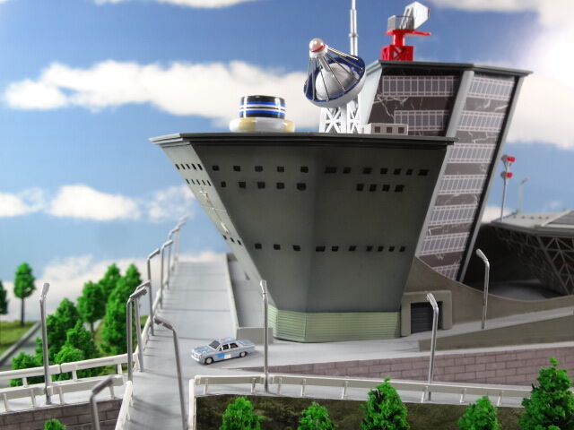 B303 TOMIX ジオラマキャラクターズ　ウルトラマン科特隊、ウルトラ警備隊 B303 TOMIX ジオラマキャラクターズ ウルトラマン科特隊、ウルトラ