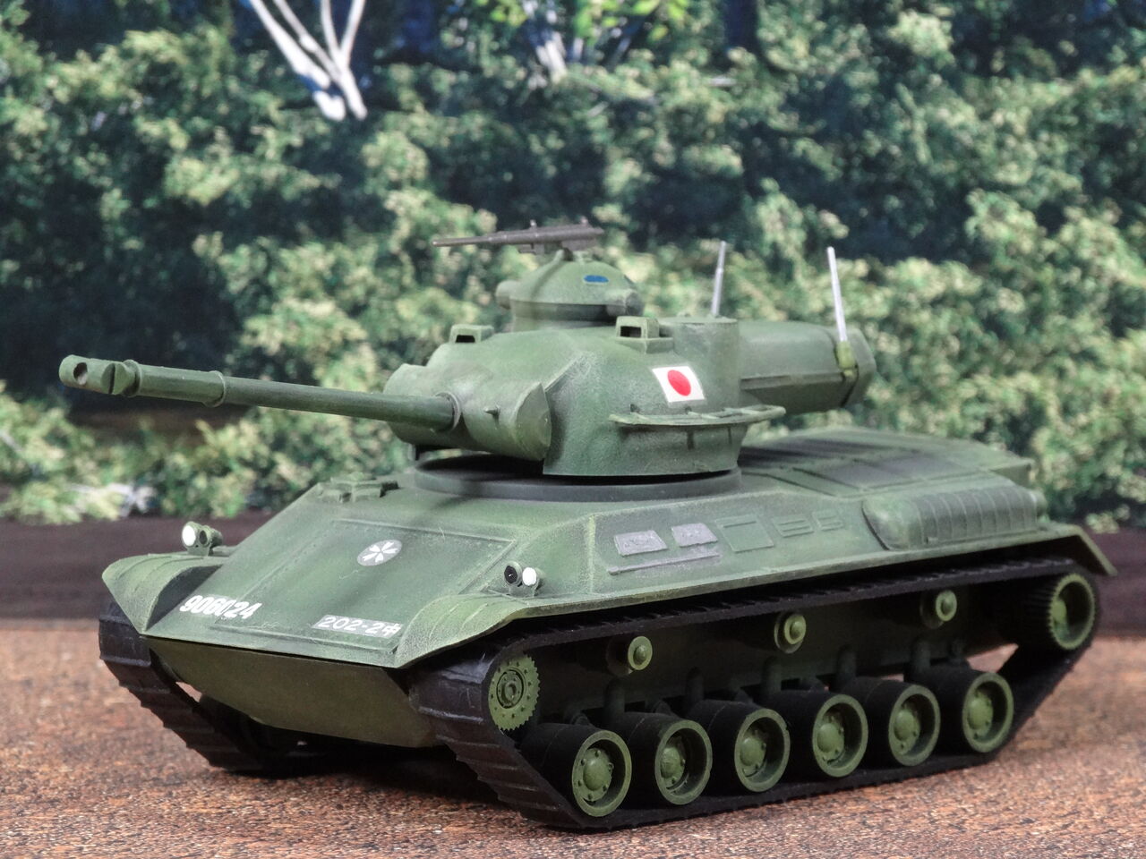 東宝自衛隊61式戦車＆M4シャーマン 1／50モデル製作記 : ミドリ