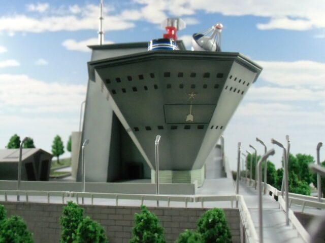 科学特捜隊基地（初期型） 1／350ジオラマ自作完成品 : ミドリ科学商店