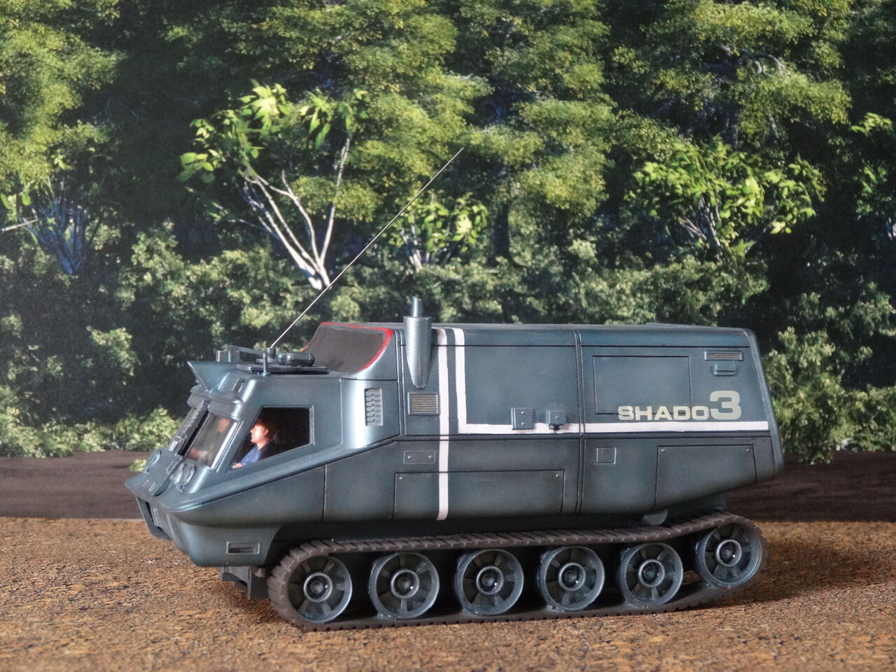SFムービー・セレクション 謎の円盤UFO 04.シャドーモービル