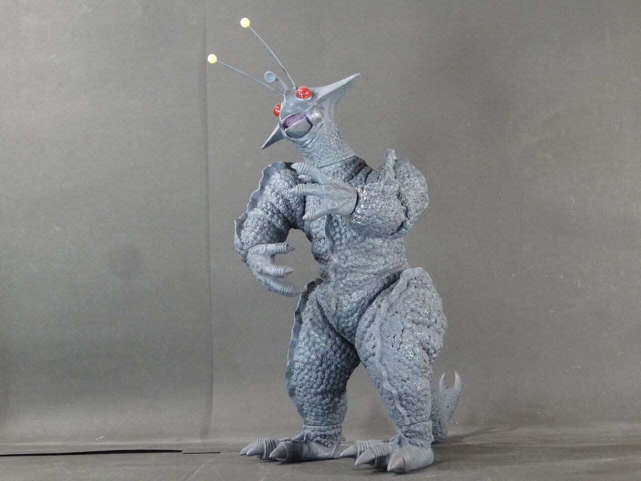宇宙大怪獣ギララ＆アストロボート 20cmサイズ彩色済み完成品