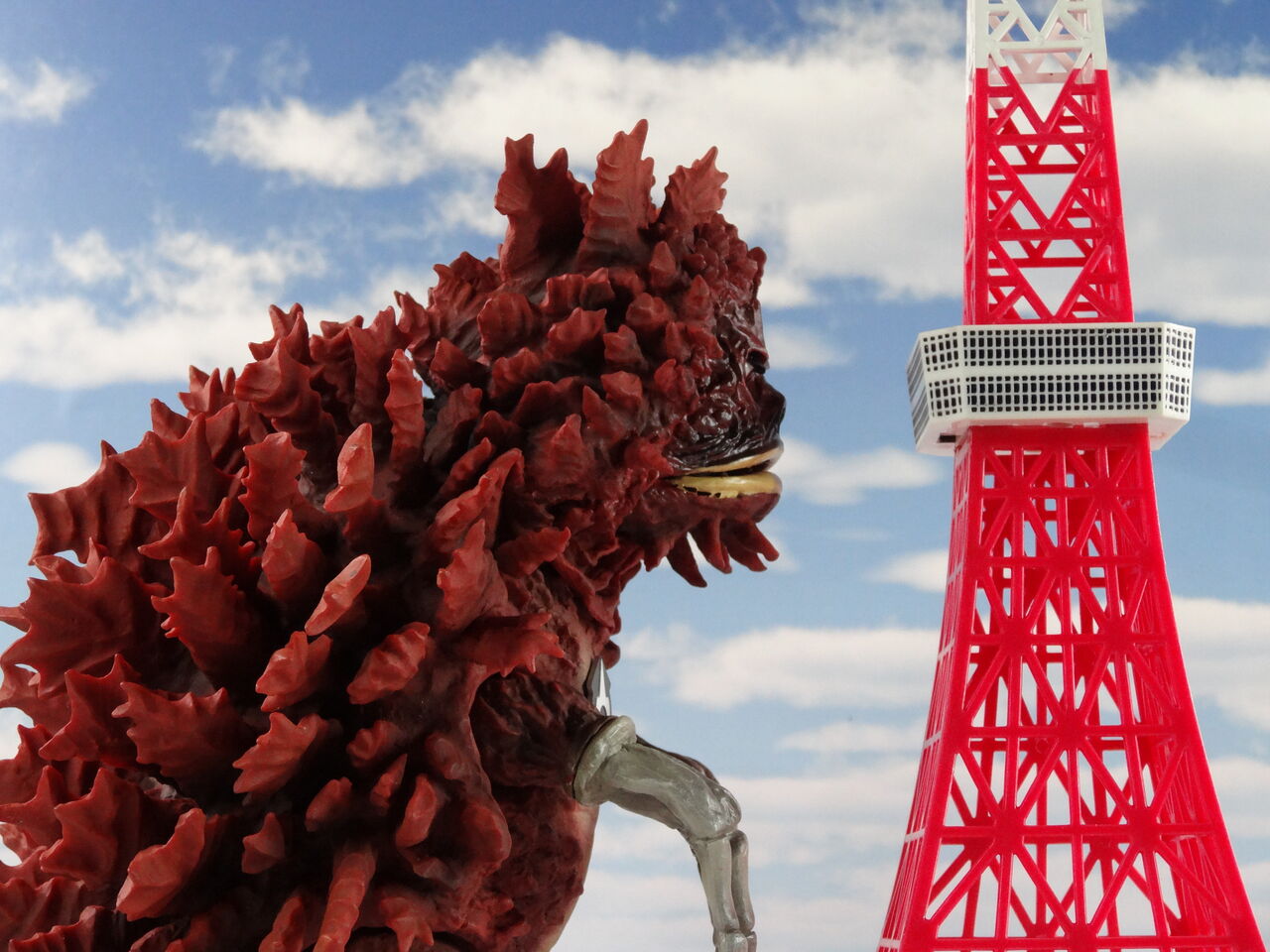 ウルトラQ 逆襲版 ガラモン PVC製 塗装済み完成品 Amazon | ウルトラQ 逆襲版ガラモン PVC製 塗装済み完成品