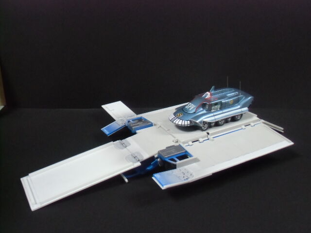 S.P.V＆偽装トレーラー～キャプテン・スカーレット～ 1／76モデル製作