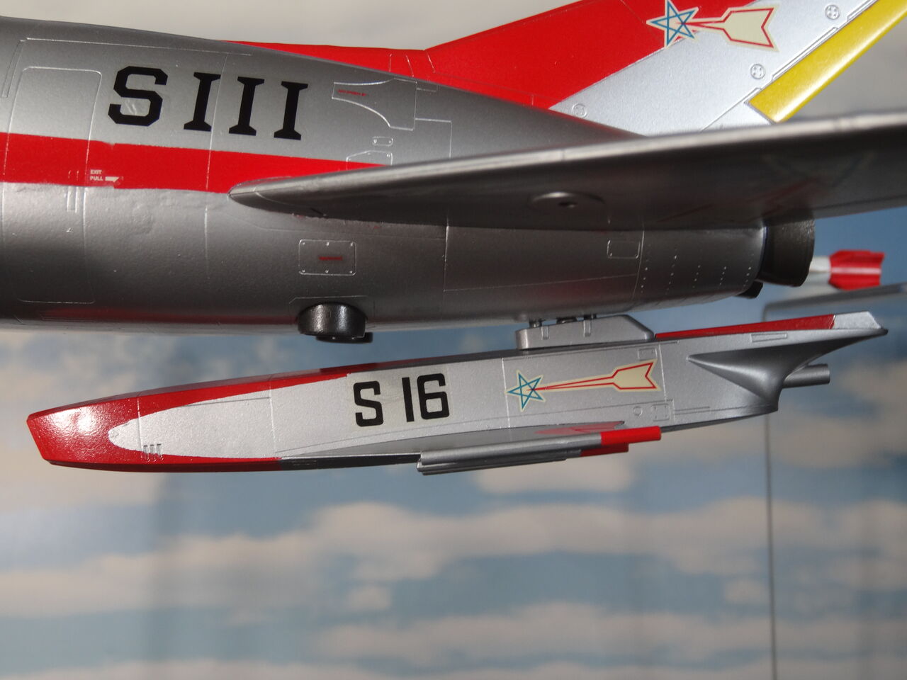 ジェットビートルSⅠⅠⅠ号機＋特殊潜航艇S16号 1／72モデル製作記 