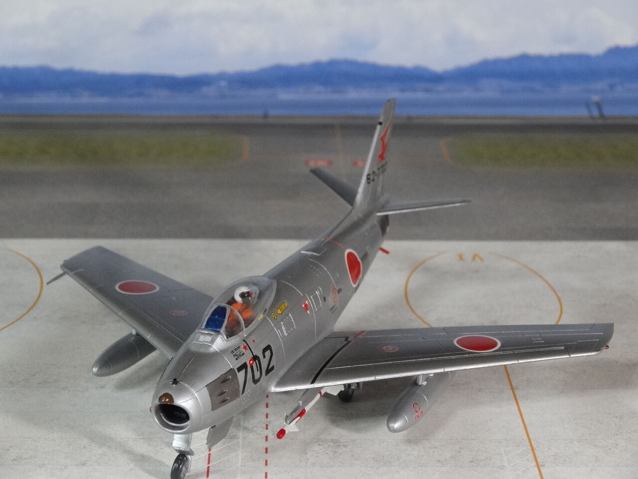 東宝自衛隊F-86Fセイバー 1／72モデル製作記 : ミドリ科学商店