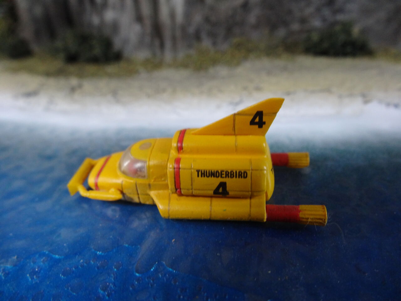 トレーシー島(国際救助隊本部) ノンスケールジオラマ製作記④ トレーシー島(国際救助隊本部) ノンスケールジオラマ製作記④