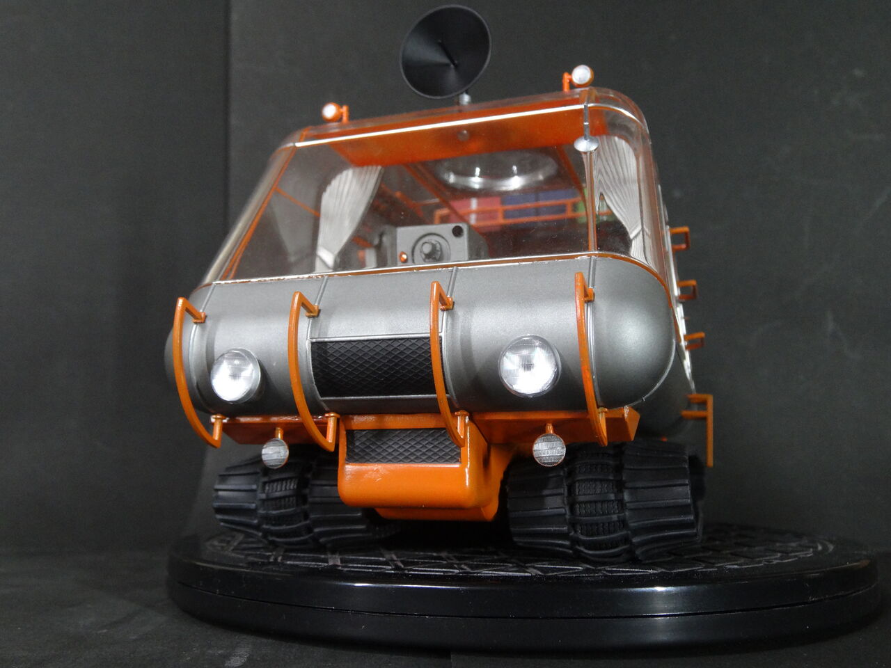 チャリオット＆フライデー～Lost in Space～ 1／24モデル製作記