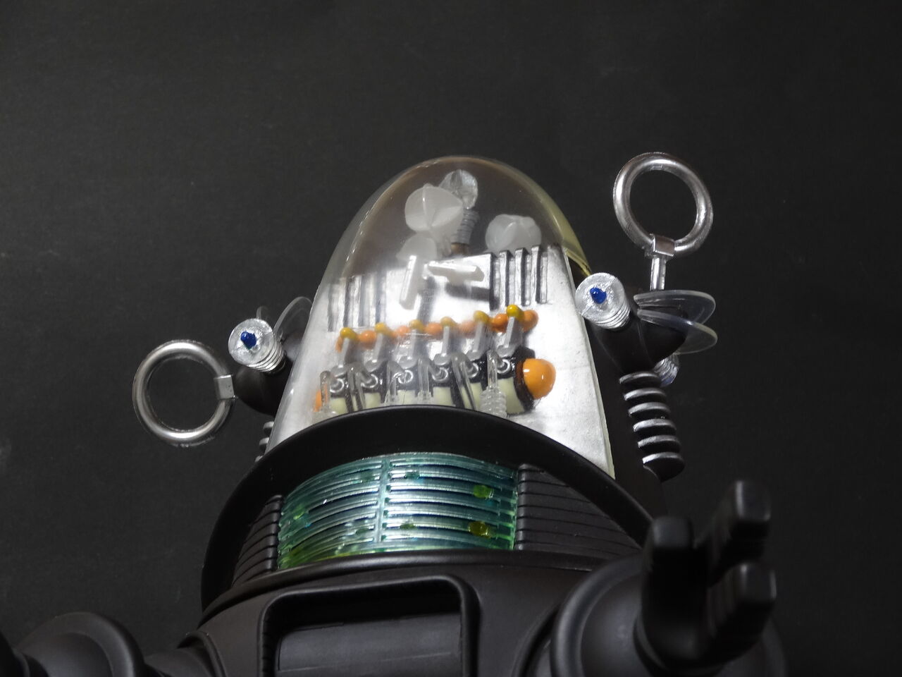 ロビー・ザ・ロボット~禁断の惑星~ 40cmモデル製作記 ロビー・ザ・ロボット~禁断の惑星~ 40cmモデル製作記