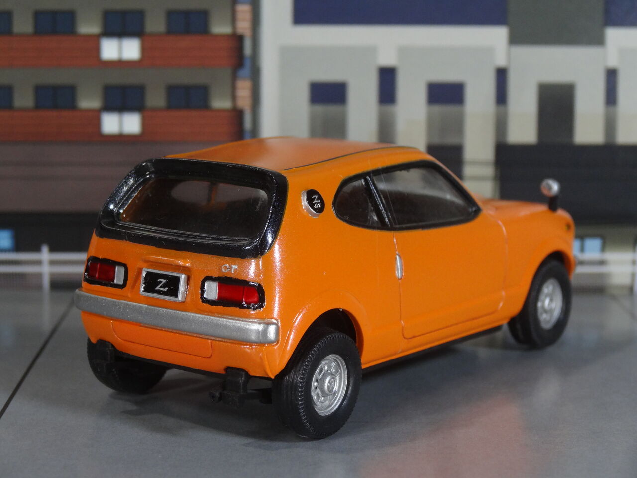 ホンダZ 1／32モデル製作記（まどか解説） : ミドリ科学商店