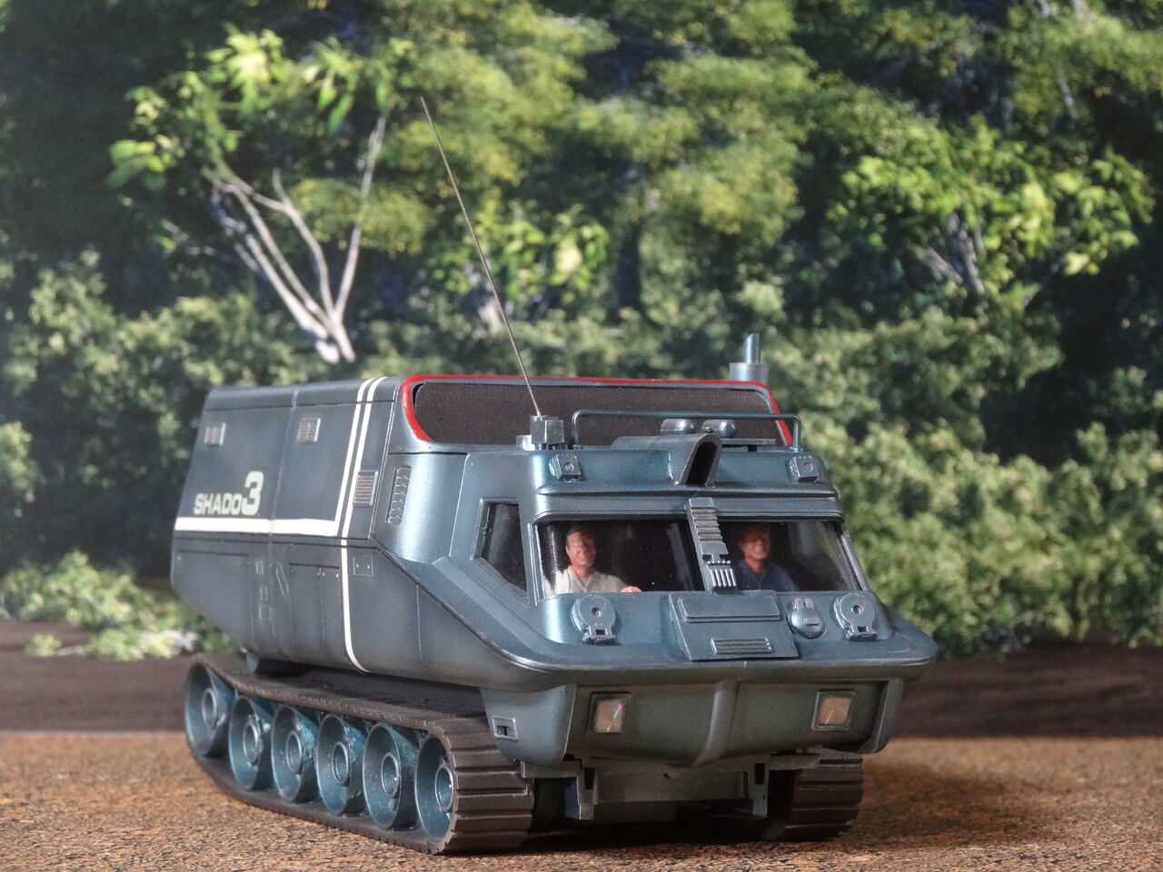 シャドーモービル3号車~謎の円盤UFO~ 1/48モデル製作記 シャドーモービル3号車~謎の円盤UFO~ 1/48モデル製作記
