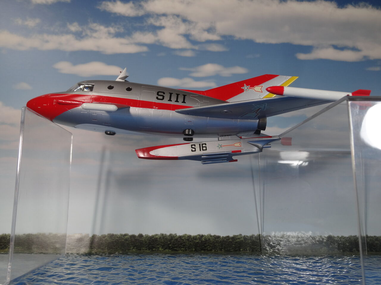 ジェットビートルSⅠⅠⅠ号機＋特殊潜航艇S16号 1／72モデル製作記