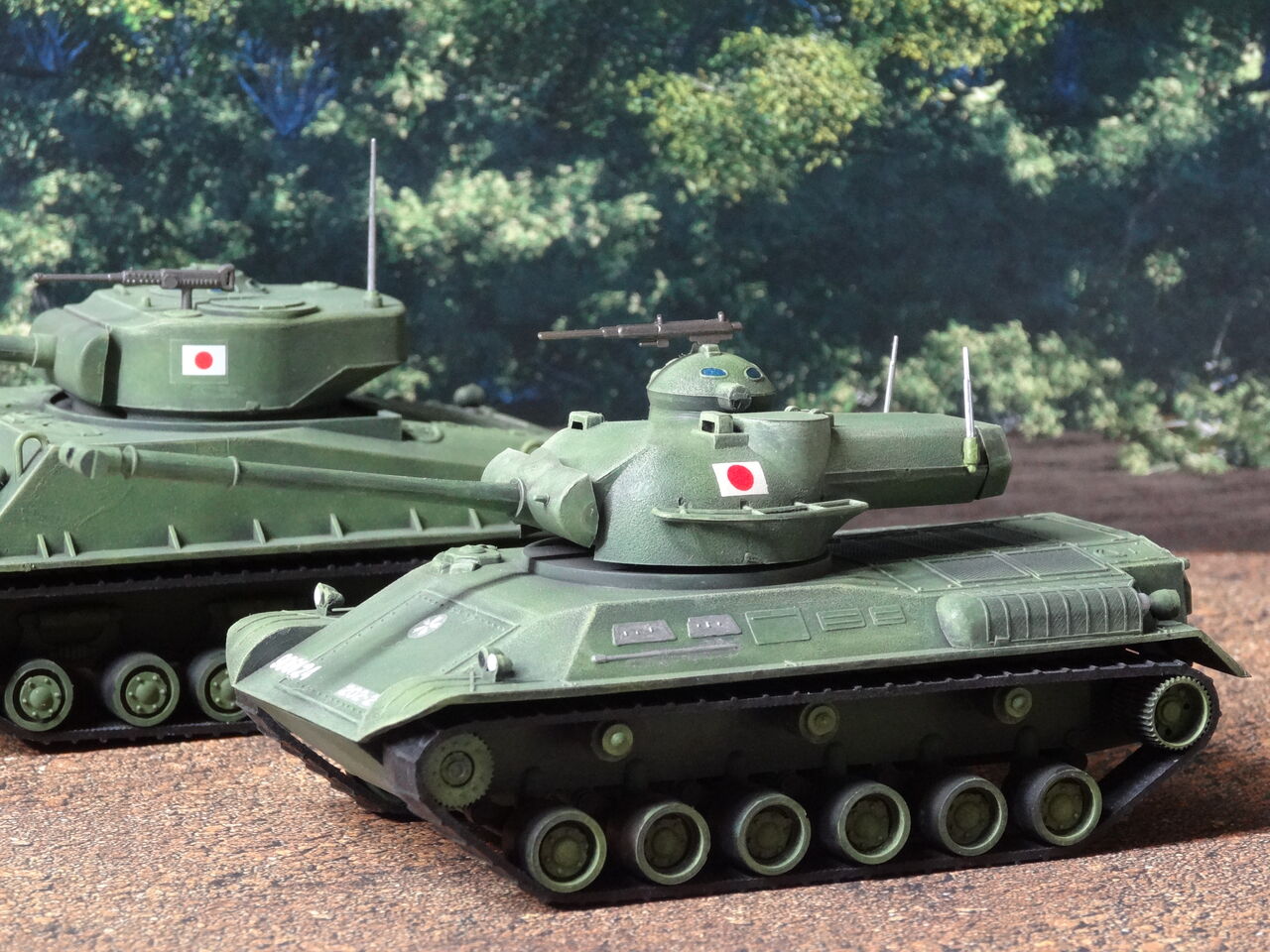 東宝自衛隊61式戦車＆M4シャーマン 1／50モデル製作記 : ミドリ