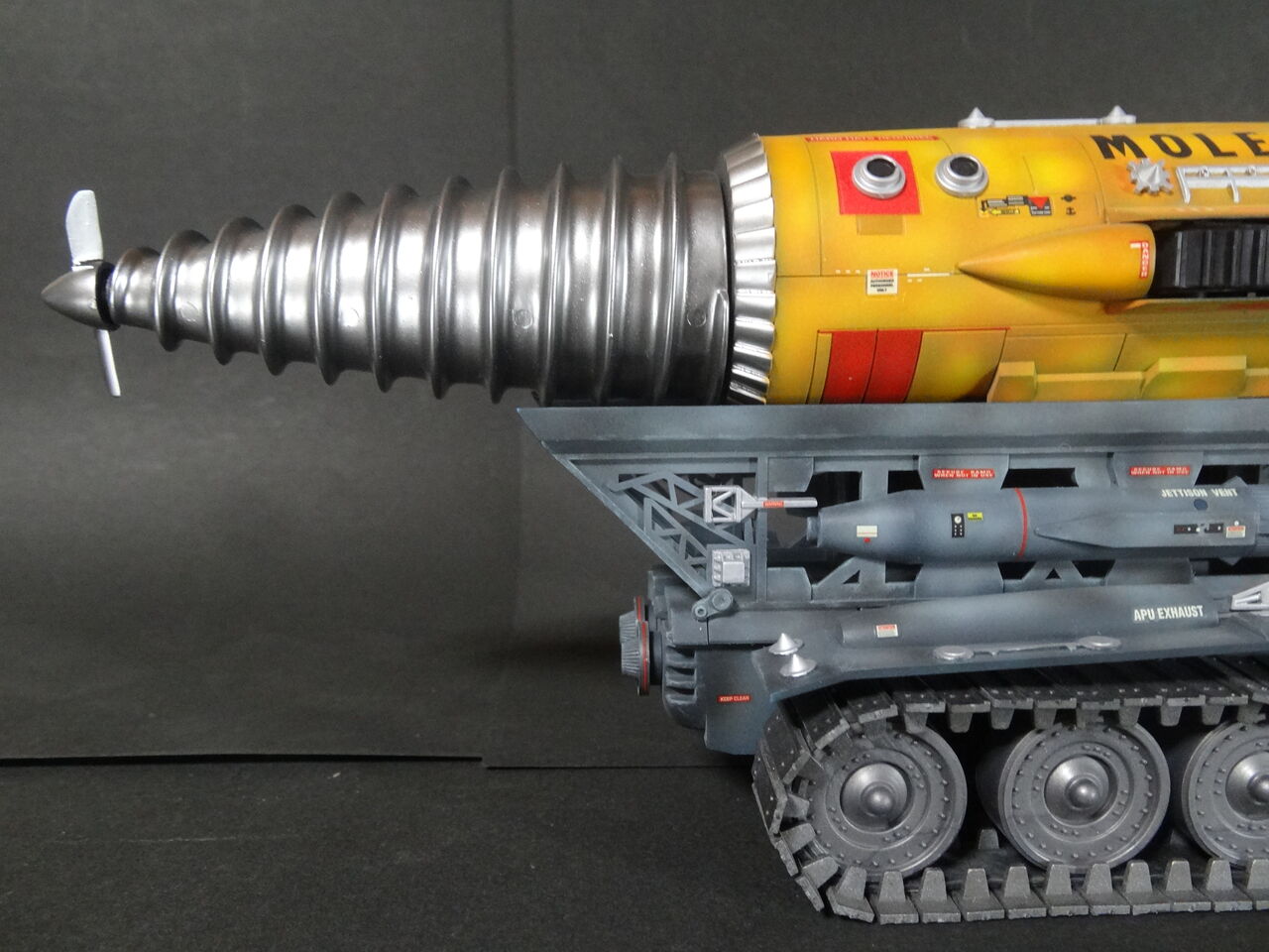 ジェットモグラ2番機 1／72モデル製作記 : ミドリ科学商店～1960