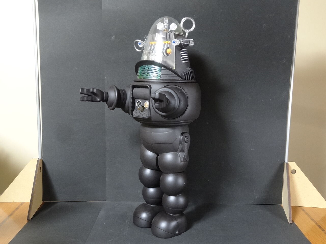 ロビー・ザ・ロボット～禁断の惑星～ 40cmモデル製作記 : ミドリ