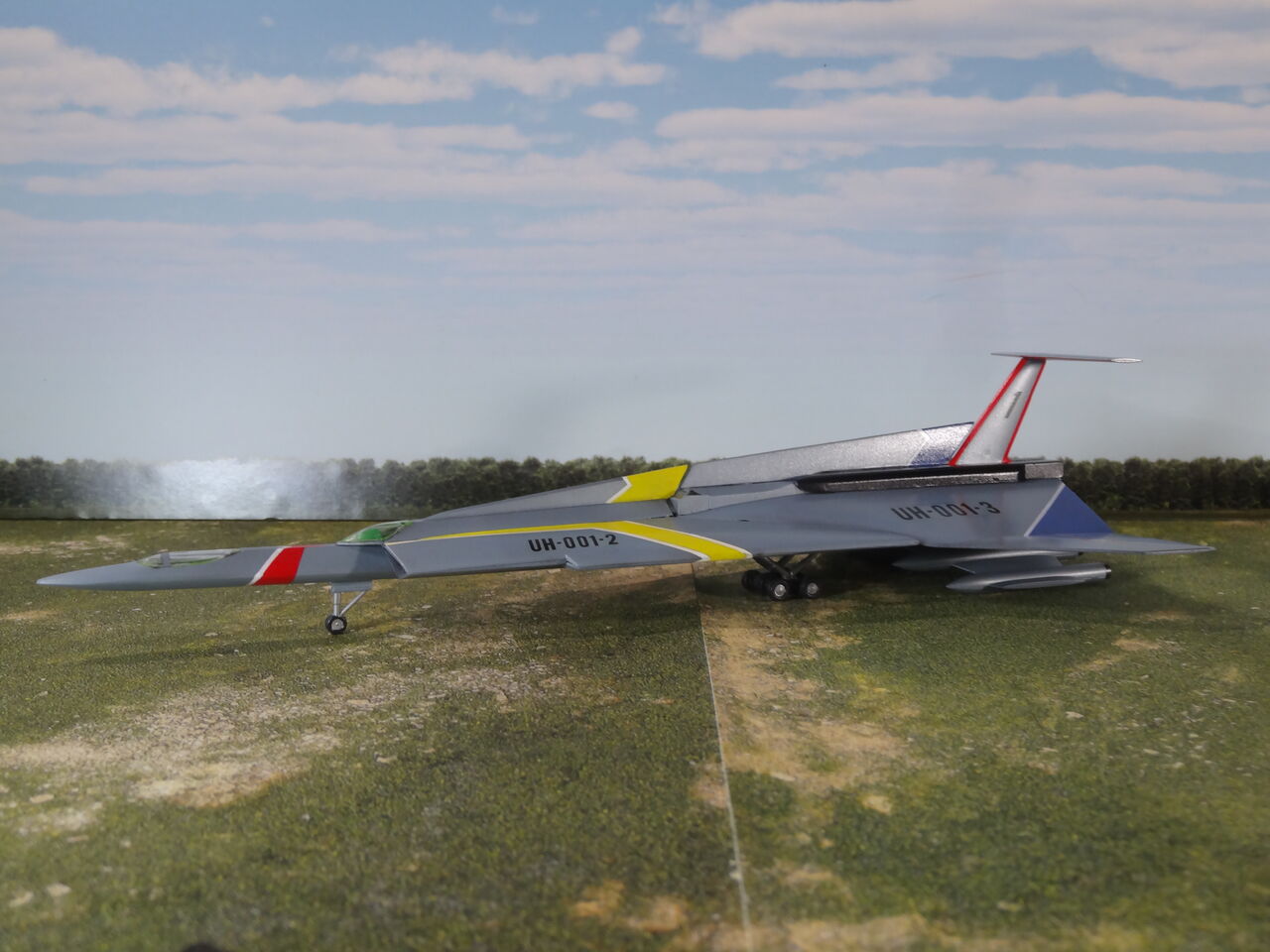 ウルトラホーク1号（着陸形態） 1／144モデル製作記 : ミドリ科学商店