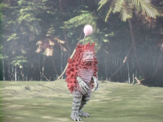 ウルトラマン怪獣　完成品　ガレージキット　レッドキング　マグラー ウルトラマン怪獣 完成品 ガレージキット レッドキング マグラー アス